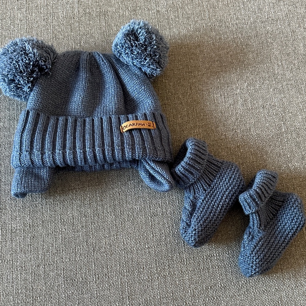 BearPaw Blue Knit Hat and Booties Set